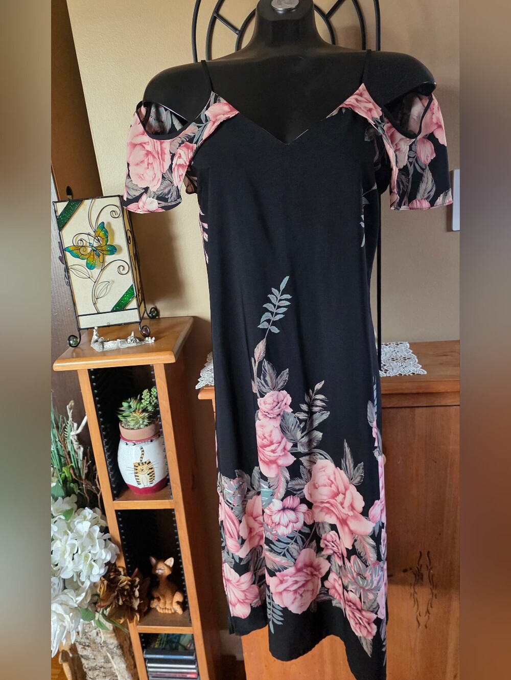 Monteau Black Cold Shoulder Slip Midi Dress with Pink Roses Floral Print Size S